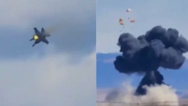 Video | Dos aviones militares chocaron durante un show aéreo en Estados Unidos este domingo
