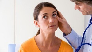 Día Mundial de la Tiroides: alertan que hasta el 50% de los pacientes puede sufrir problemas en los ojos