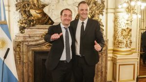 El hermano de Manuel Adorni cambió su declaración jurada: sumó una millonaria herencia y aumentó el valor de sus deudas