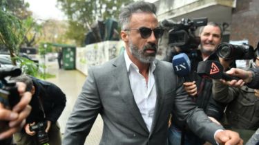 Tensión en el juicio por la muerte de Maradona: los polémicos chats con Luque que acorralaron a un testigo clave