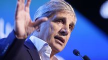 Imagen de El Gobierno tuvo una buena licitación y consiguió financiamiento: el riesgo país cerró en los 500 puntos básicos