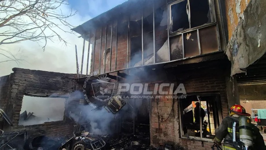 Dos jóvenes fueron hospitalizados. Foto: Policía de la provincia de Neuquén.