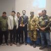 Imagen de Veteranos distinguieron al embajador que tapó un mapa que mostraba Malvinas como británicas: "El mayor honor de mi vida"