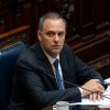 Imagen de Muebles de diseño y dólares «cash»: el hijo de una de las acreedoras de Manuel Adorni ya declara en Comodoro Py