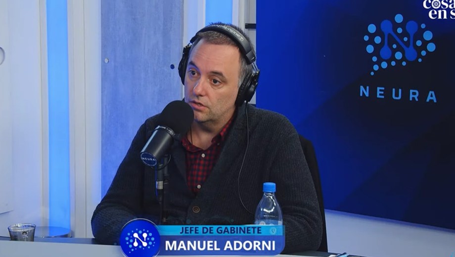 Manuel Adorni, jefe de Gabinete, en Neura.