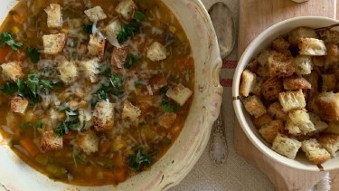 Sopa minestrone de otoño, el plato ideal para el «team frío»