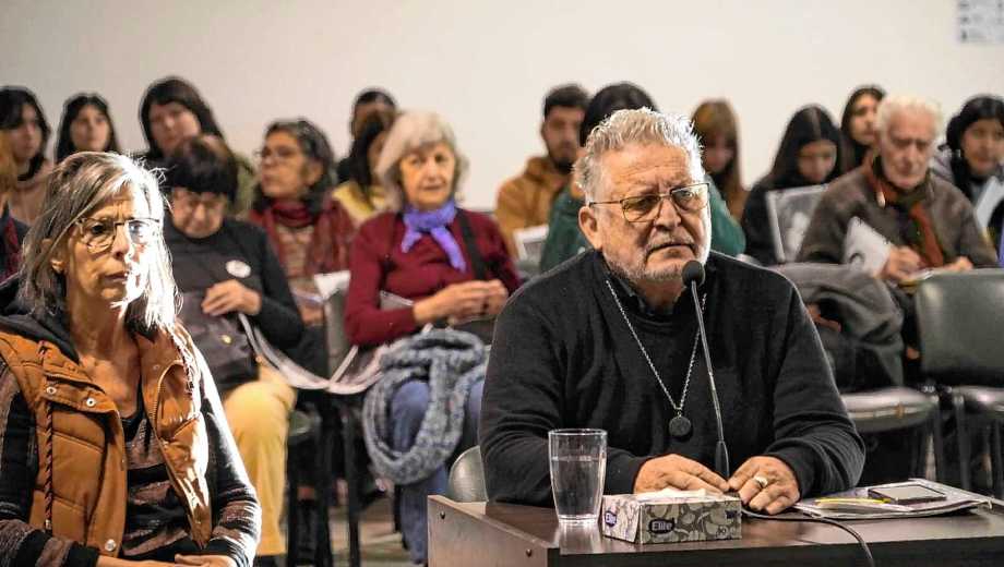 Víctor Herrero viajó desde Chile para dar su testimonio en el juicio Escuelita (foto Cecilia Maletti)