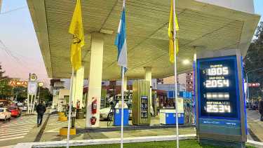 YPF aumentó la nafta y el gasoil: así quedaron los precios de los combustibles en Neuquén, Roca, Bariloche y Viedma