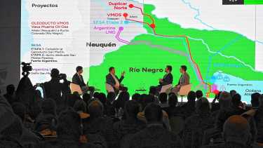 Los candidatos a gobernador recorren la provincia y se preparan dos fuertes actos partidarios en Río Negro