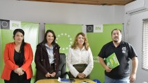 Imagen de Paritarias en Río Negro: aumento por IPC y pago en cuotas de las recategorizaciones