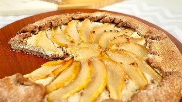 Galette de ricota y peras especiadas, ideal para acompañar con mate