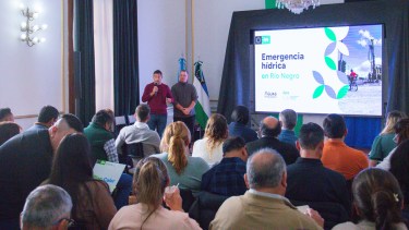 Río Negro presentó plan para mejorar el acceso al agua en parajes y zonas rurales