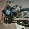 Imagen de Una joven en grave estado tras un fuerte choque entre una moto y una camioneta en Rincón de los Sauces