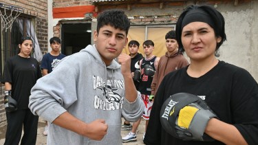 Alejandra Raileff, la boxeadora que transforma el deporte en refugio y da esperanza a jóvenes en su barrio