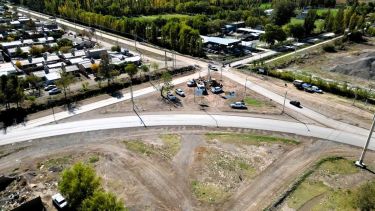 Desde el lunes habrá desvíos por la obra de la rotonda de Illia y Perón en Cipolletti: los detalles