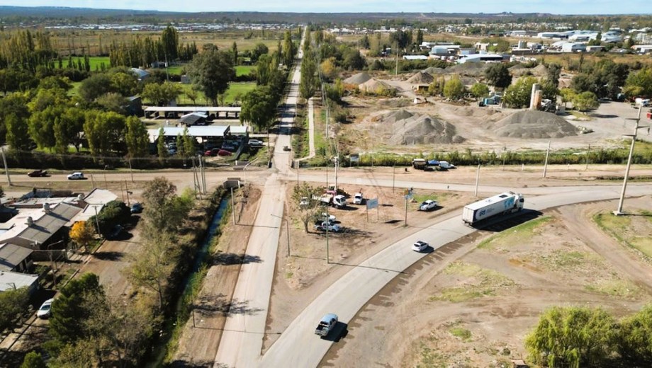 Esta rotonda es un nexo clave entre la Ruta 151 y la 65. Foto: municipio de Cipolletti. 