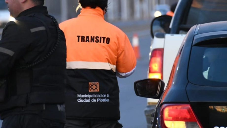 Desde noviembre del año pasado se cobran multas por fotos en los semáforos de Plottier (Municipalidad de Plottier)