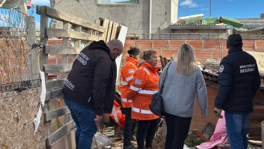 Explosión en un complejo habitacional de la localidad de Perito Moreno.  Foto: Gentileza Gobierno de Santa Cruz. 