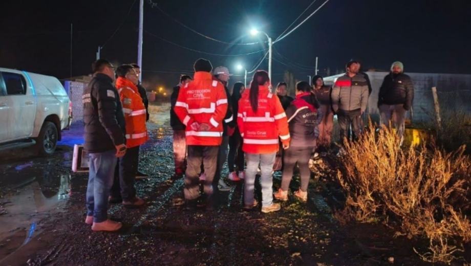 Siguen las pericias por la explosión en Santa Cruz. Foto: Gentileza Tiempo Sur. 