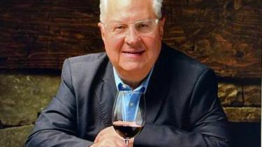 +60: así pasó Sergio Landoni de las telecomunicaciones a Embajador del Vino Neuquino