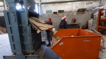 Imagen de En Viedma, 23 trabajadores viven de darle una segunda vida a los residuos: «Apostando al ambiente»