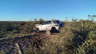 Vuelco fatal en la Ruta 22: murió un hombre de 88 años cerca de Choele Choel