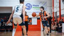 Imagen de ¡Paren las rotativas!: Petrolero ganó en la Liga Federal de básquet: 77-68 a Atlético Regina