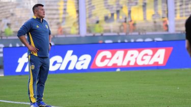 Rosario Central decidió echar a Jorge Almirón y buscará un nuevo entrenador