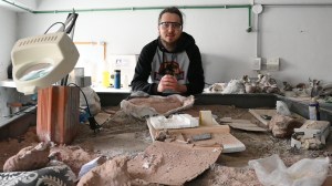 De la Patagonia al mundo: el paleontólogo que viajará a Sudáfrica para exponer sobre dinosaurios exóticos