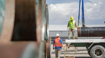 Imagen de La industria energética argentina atraviesa el mayor crecimiento en años: para 2030 se requerirán cerca de 43.000 trabajadores