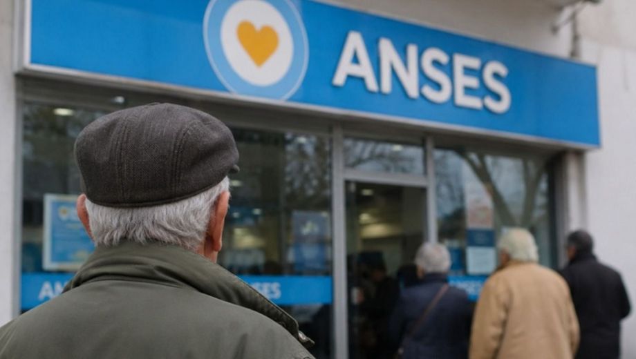 Aguinaldo y bono de ANSES: cuánto cobrarán la PUAM y las Pensiones No Contributivas en junio 2026 con el nuevo aumento.-