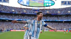 Messi marcó un hat-trick ante Argelia y es el máximo goleador de la historia de los Mundiales junto a Klose