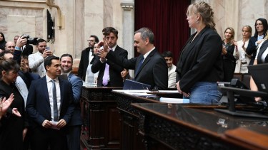 Adorni se diferenció de Bullrich y aseguró que está listo para brindar su informe de gestión en el Senado