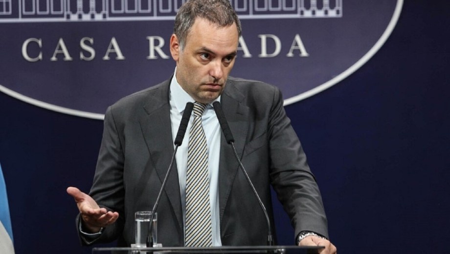 Manuel Adorni. 