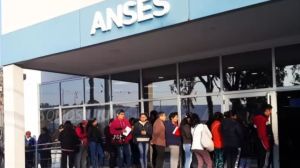 Transporte para personas con discapacidad: largas filas de espera en Anses por el beneficio de SUBE