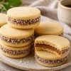 Imagen de Cómo hacer alfajores veganos y sin gluten: receta fácil con relleno cremoso