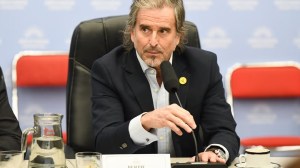 Video | El fuerte cruce entre Juan Grabois y Bertie Benegas Lynch: insultos y desafío cara a cara