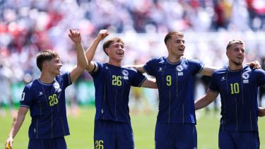 Bosnia ganó, eliminó a Qatar en el grupo B y quedó a la espera de clasificar a los 16avos del Mundial