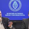 Imagen de El Gobierno avanza con la reforma laboral y apura a empresarios y sindicatos a renegociar convenios colectivos