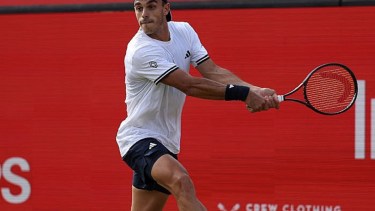Francisco Cerúndolo avanzó a semifinales del ATP de Queen’s