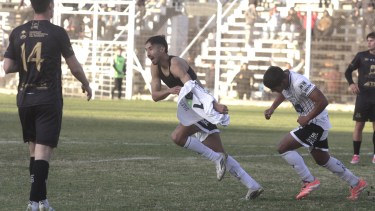 Con un gol agónico, Cipolletti le ganó a Rincón en La Visera de Cemento por el Federal A