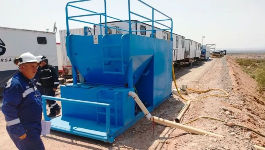 Las tareas son llevadas a cabo por la secretaría de Ambiente y Recursos Naturales de la Provincia. Foto: gobierno de Neuquén.