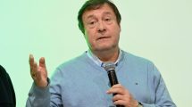Imagen de Weretilneck respaldó eliminar las PASO y ratificó el desdoblamiento en las elecciones 2027