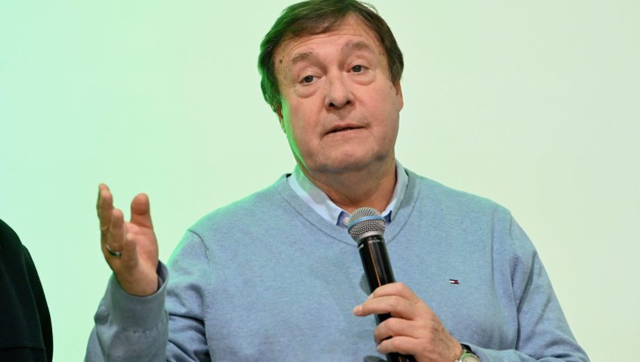 El Gobernador de Río Negro estuvo en Cipolletti durante la presentación de las obras. Foto: Flor Salto. 