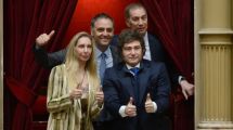 Imagen de Javier Milei rompió el silencio sobre la llegada de Santilli y aseguró que Adorni es «inocente»: qué dijo de su cargo en YPF
