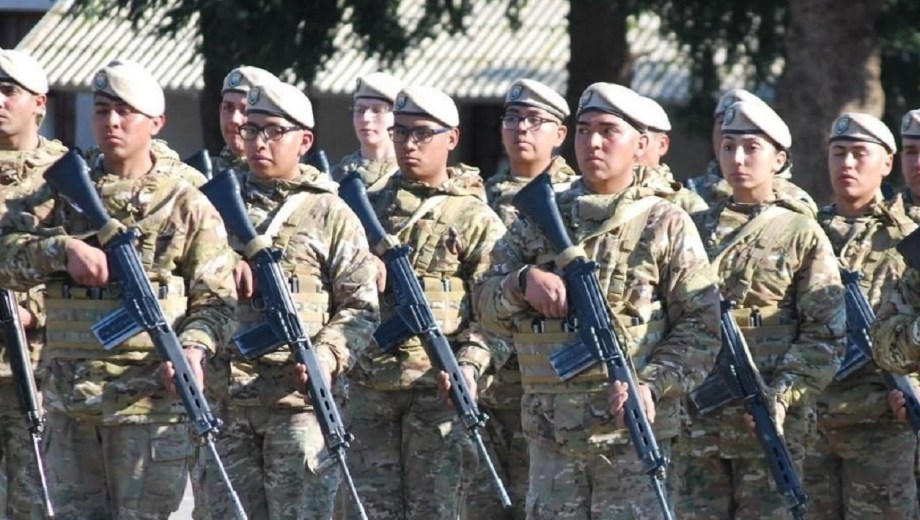 El Ejército realiza prácticas de tiro en Junín de los Andes. Foto: gentileza 