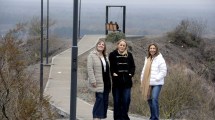 Imagen de Tres amigas crearon un servicio clave en Neuquén para que llegar por Vaca Muerta “no sea un caos”