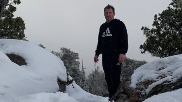 Identificaron al ciclista que murió tras sufrir una fuerte caída en un cerro de Bariloche: ¿quién era?