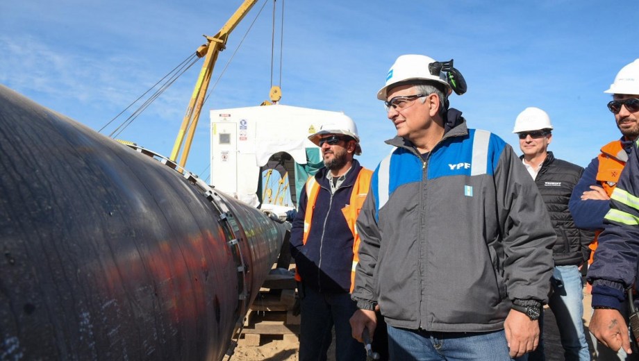 El presidente de YPF, Horacio Marín, en una recorrida de una obra en Vaca Muerta. (Foto: gentileza)