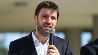 Chubut tiene la pelea que le faltaba: los bienes que deja YPF abrieron una nueva grieta política 